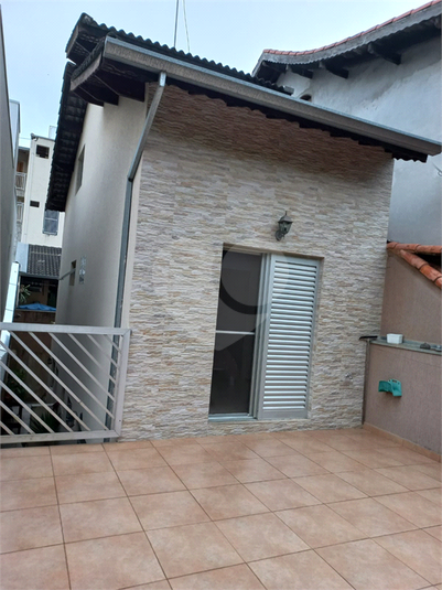 Foto REO1080318