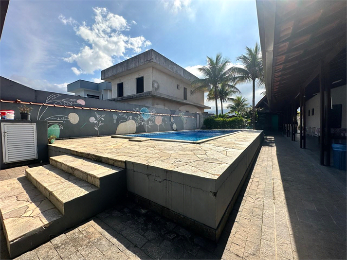 Foto REO1080350