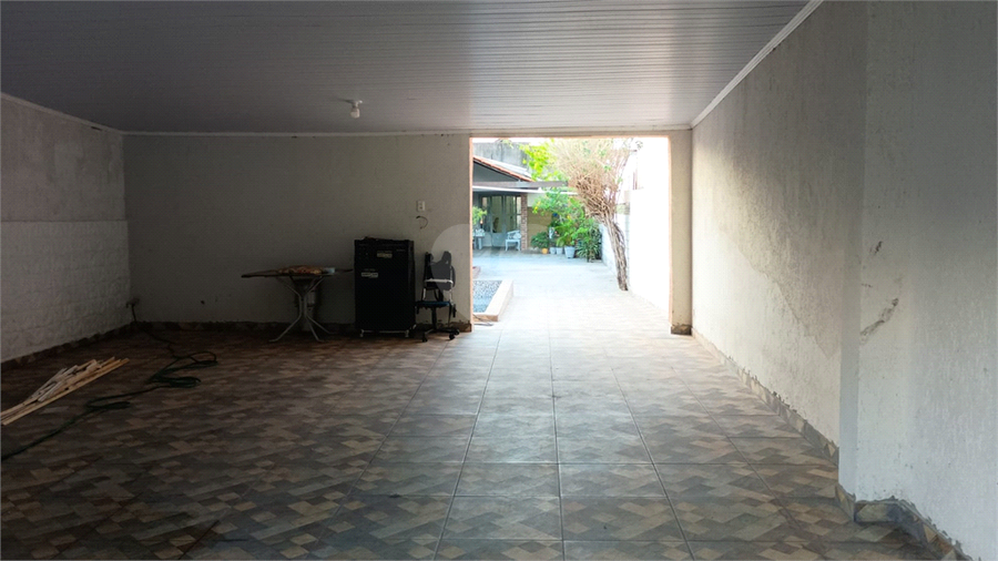 Foto REO1080367