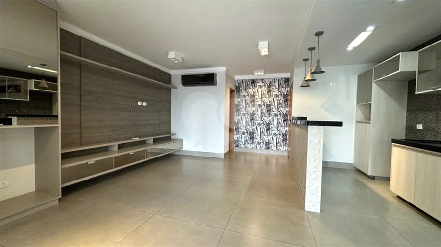Foto REO1080387