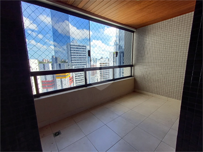Foto REO1080411
