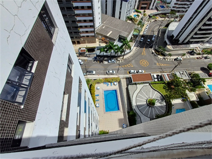 Foto REO1080411
