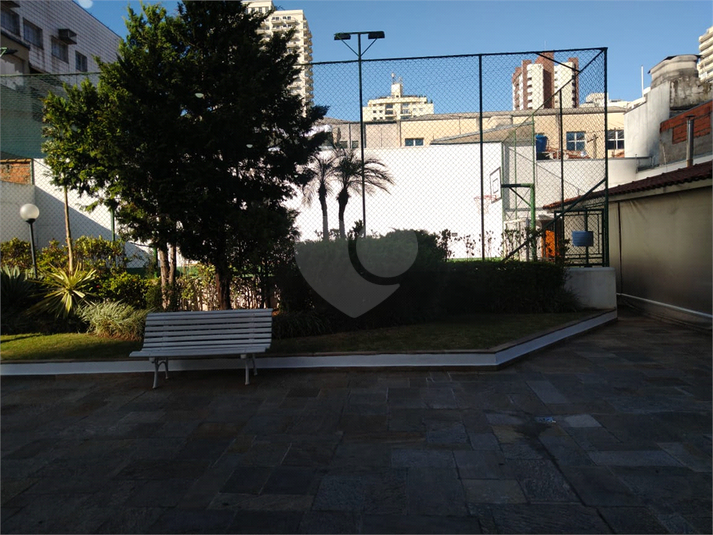 Foto REO1080427