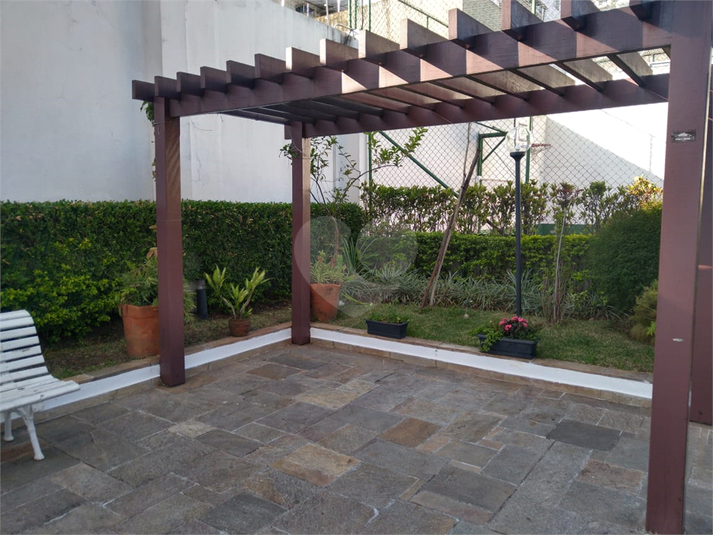Foto REO1080427