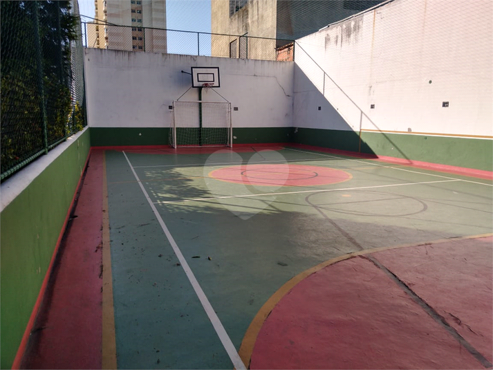 Foto REO1080427