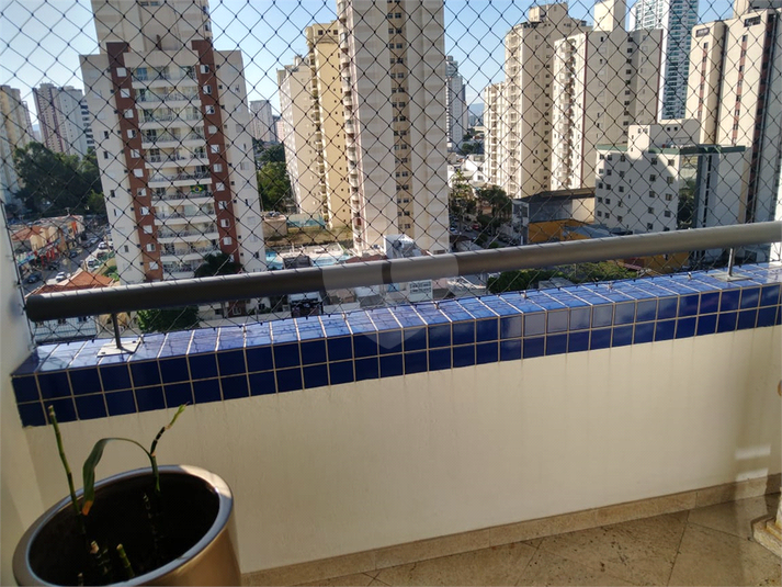 Foto REO1080427