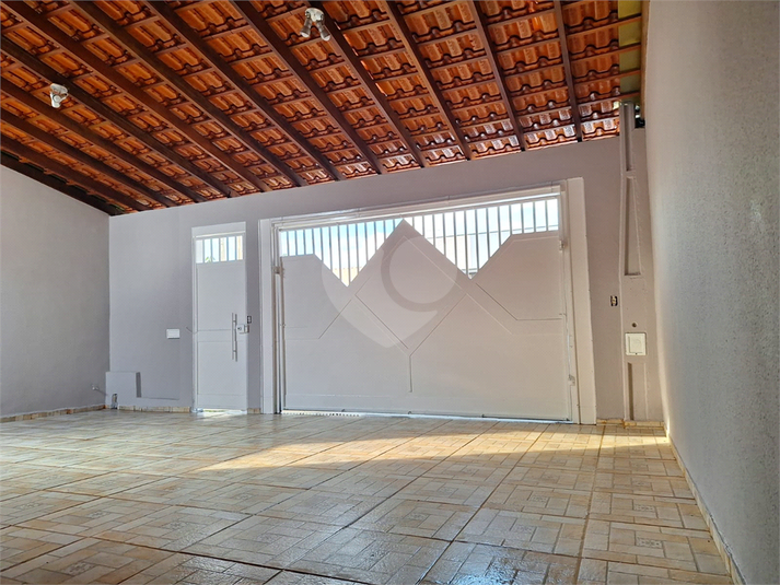 Foto REO1080446