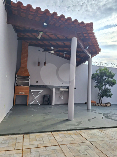 Foto REO1080446