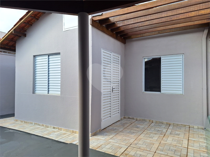 Foto REO1080446