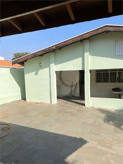 Foto REO1080486
