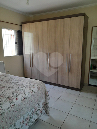 Foto REO1080496