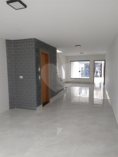 Foto REO1080588