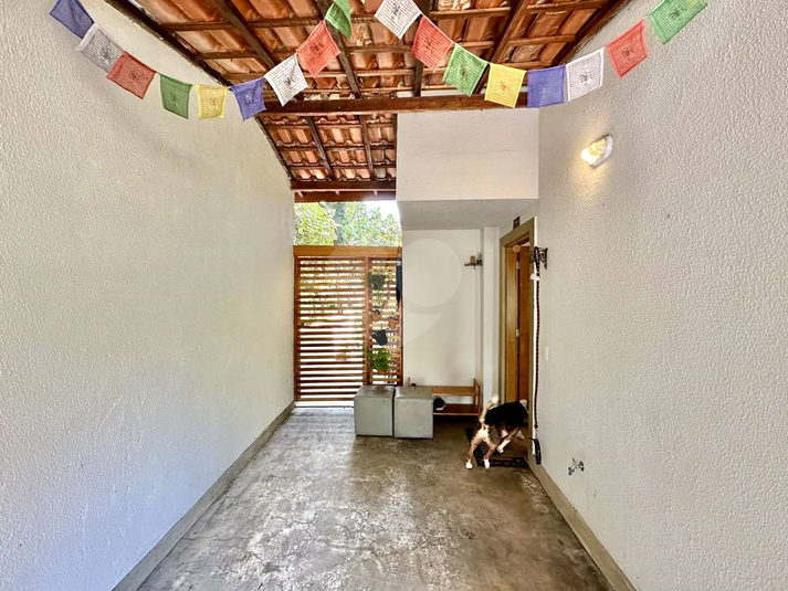 Foto REO1080620