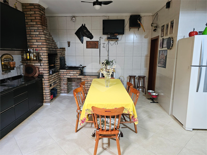 Foto REO1080623