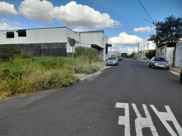 Foto REO1080627