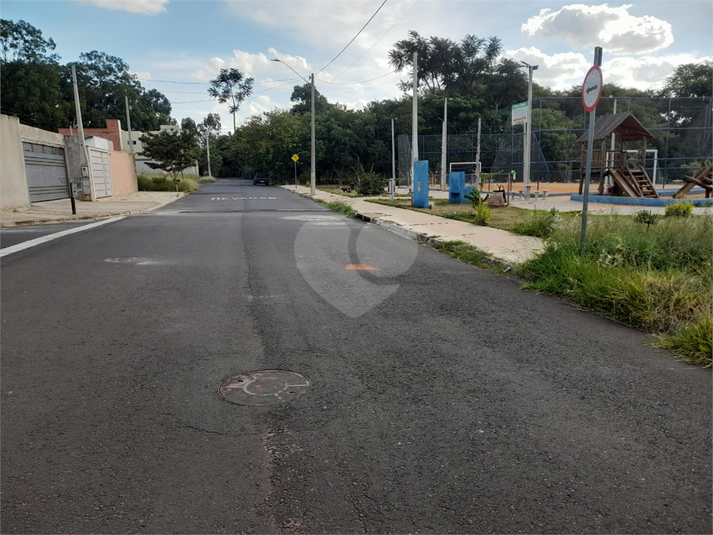 Foto REO1080627