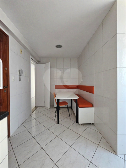 Foto REO1080688