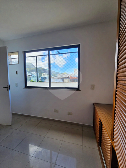Foto REO1080688
