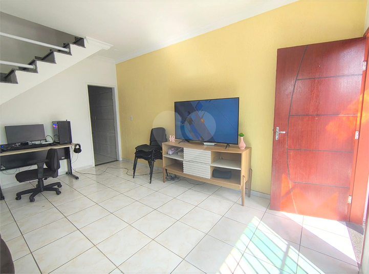 Foto REO1080733
