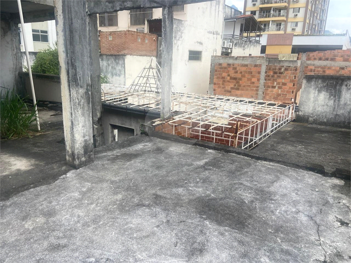 Foto REO1080746
