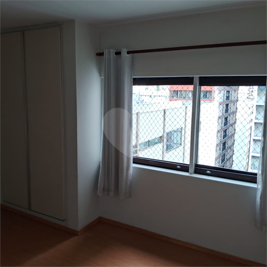 Foto REO1080748