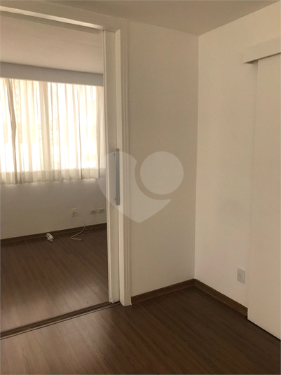 Foto REO1080766