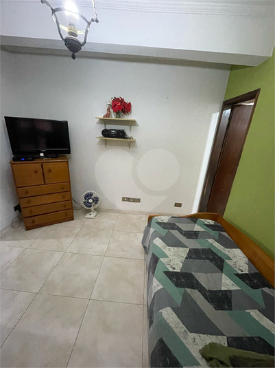Foto REO1080811