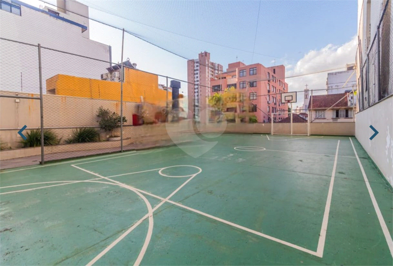Foto REO1080816