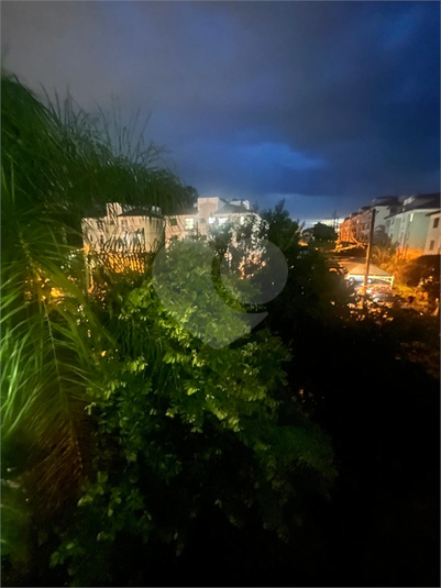Foto REO1080817