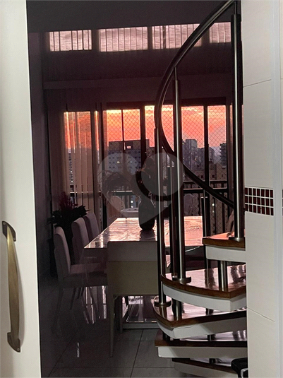 Foto REO1080820