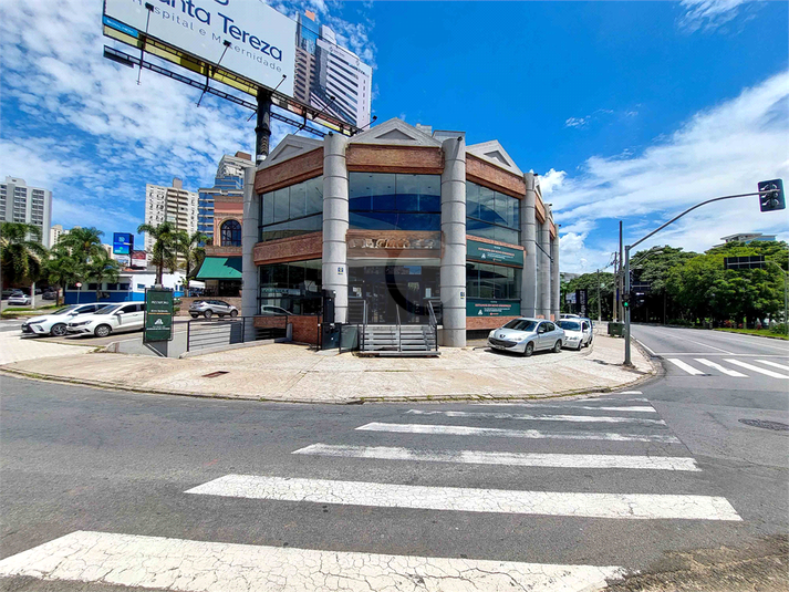 Foto REO1080826