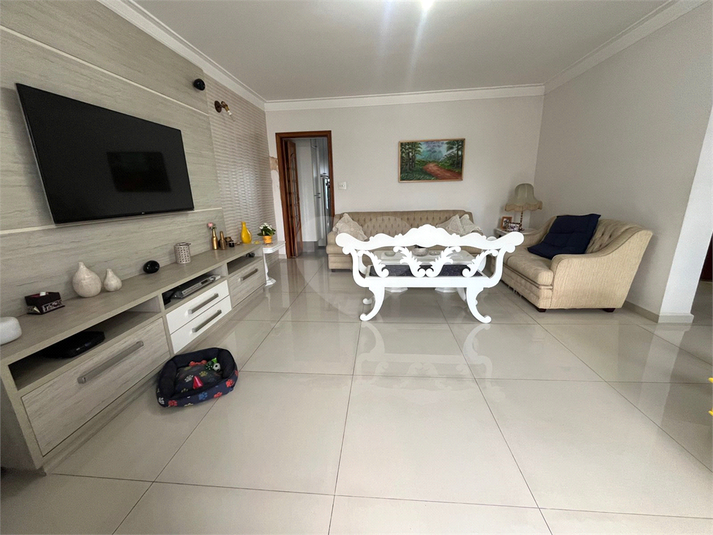 Foto REO1080828