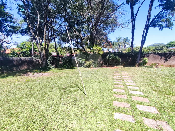 Foto REO1080830
