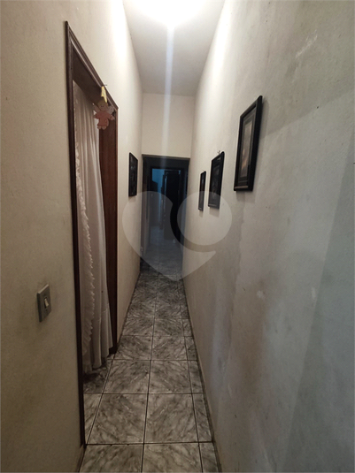 Foto REO1080830