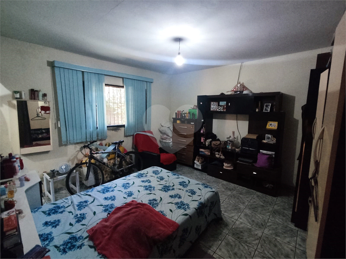 Foto REO1080830