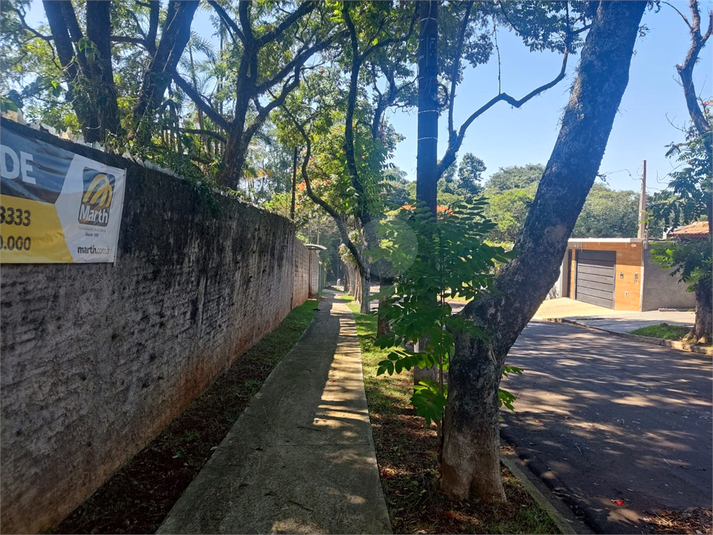 Foto REO1080830
