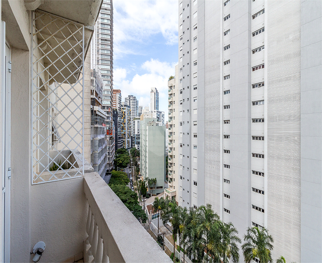 Foto REO1080833