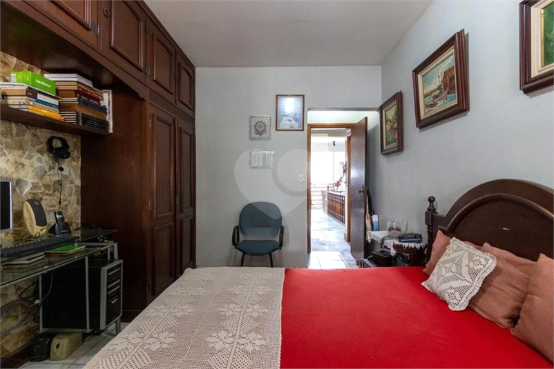 Foto REO1080838