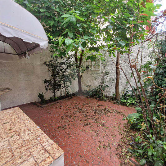 Foto REO1080842