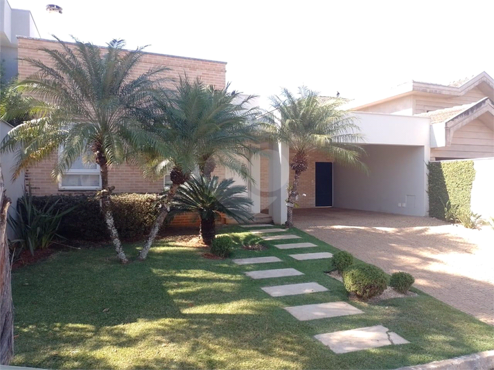 Foto REO1080846