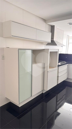 Cozinha mobiliada c/ eletros