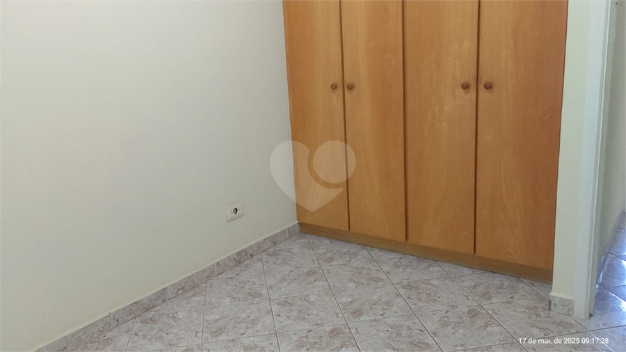 Foto REO1080916