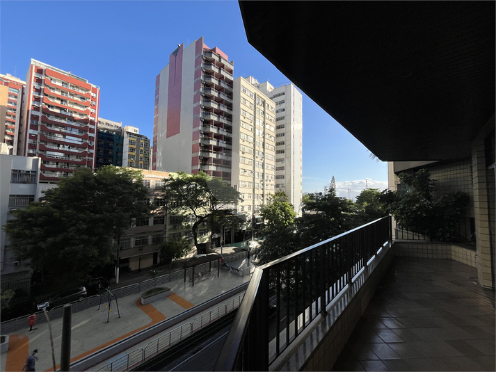 Foto REO1080958