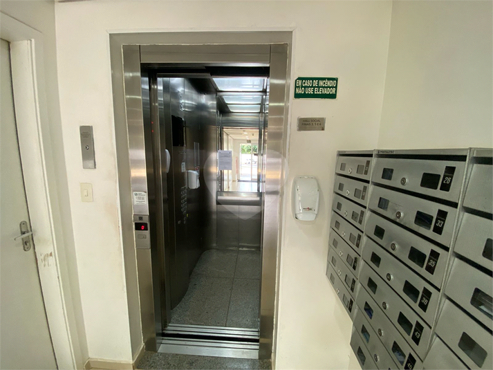 Foto REO1080983