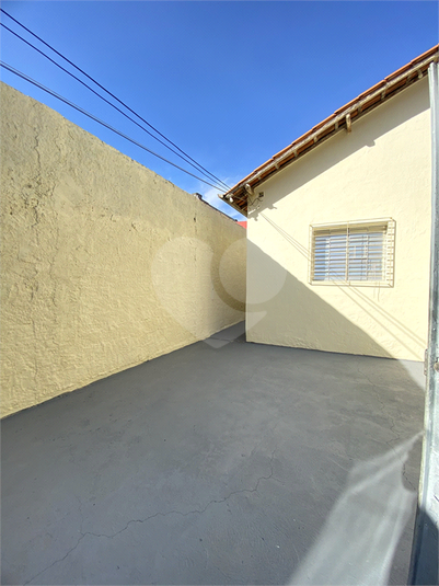 Foto REO1081001