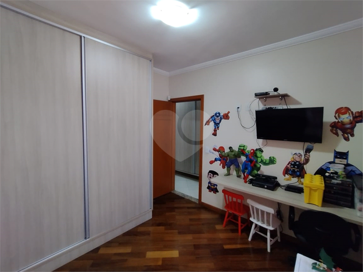 Foto REO1081010