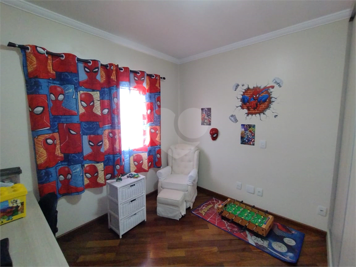 Foto REO1081010