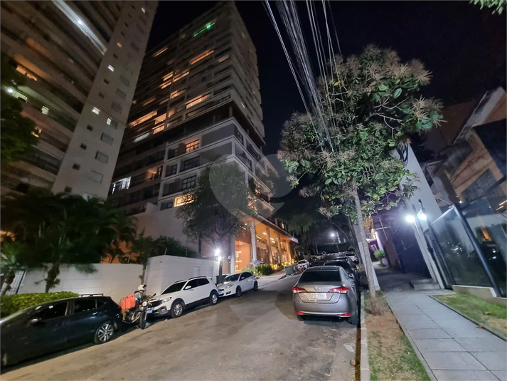Foto REO1081066