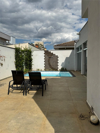 Foto REO1081074