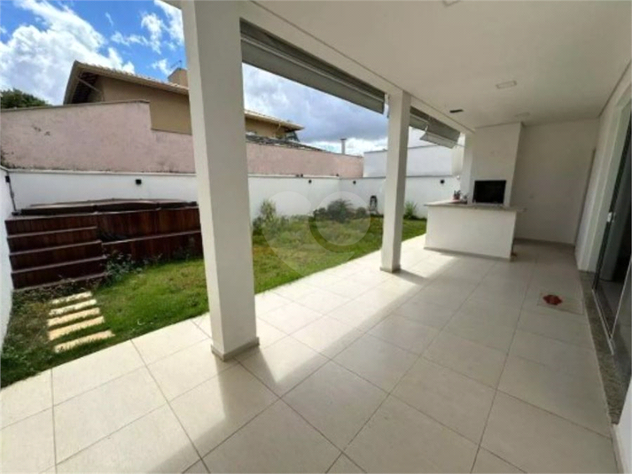 Foto REO1081104